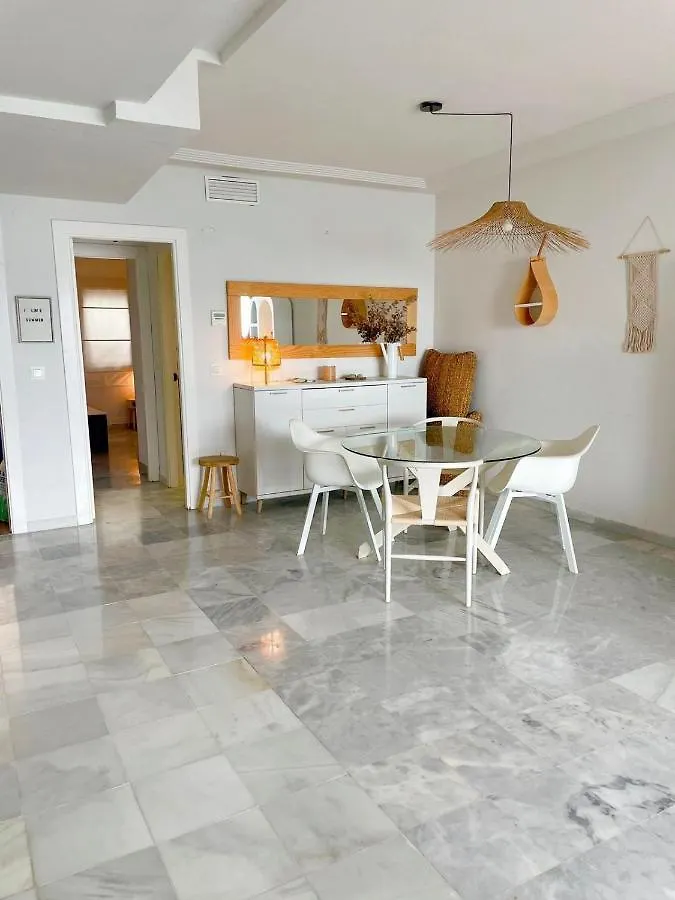 Marina Sunrise Apartment La Herradura